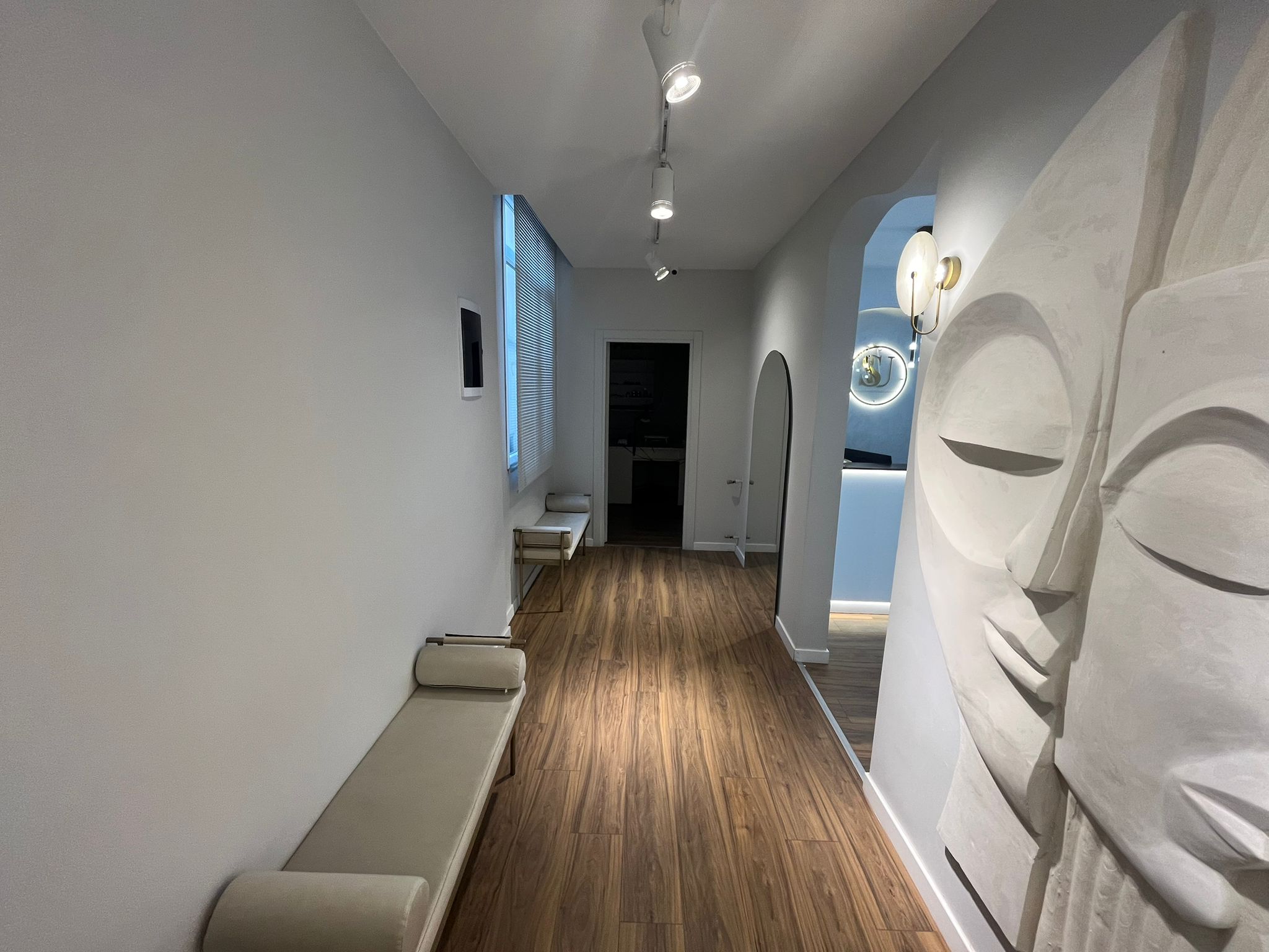 UZUN SOKAK'TA GÜZELLİK MERKEZİ